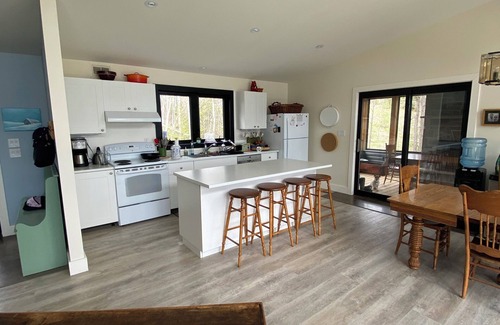 Georgian Bluffs Cabaña | Lakefront Contemporary Cottage designed for relaxation and family fun alike!