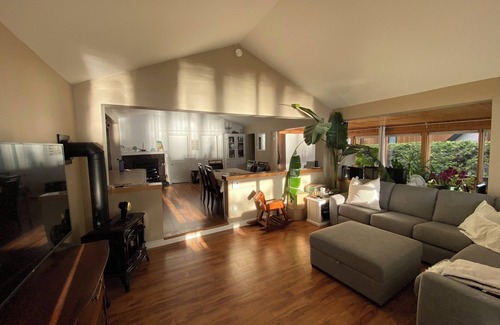 Dunham Chalet De Esquí | Lakefront Cottage close to ski slopes in the Eastern Townships