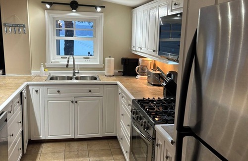 Dunham Chalet De Esquí | Lakefront Cottage close to ski slopes in the Eastern Townships