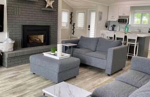 Dashwood Cabaña | Lakefront Cottage en Lake Huron - con playa privada!