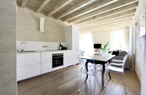 Gargnano Villa | Lakefront Design Apartment with history