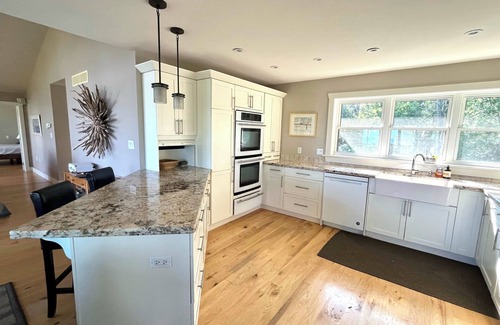 Saugeen Shores Casa | Lakefront Executive Vacation Home on the shores of Lake Huron
