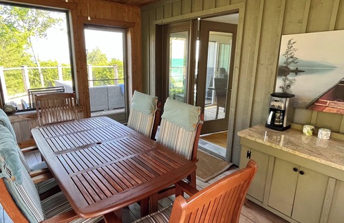 Saugeen Shores Casa | Lakefront Executive Vacation Home on the shores of Lake Huron