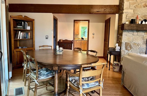 Ashland Casa | Lakefront family-friendly 4+ bedroom house on Little Squam