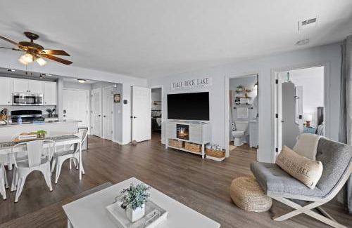 Kimberling City Apartamento | Lakefront, Fireplace Home Near Silver Dollar City