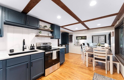 New Richmond Cabina | Lakefront Fun! Kayaks, Fire Pit & Bunkhouse!