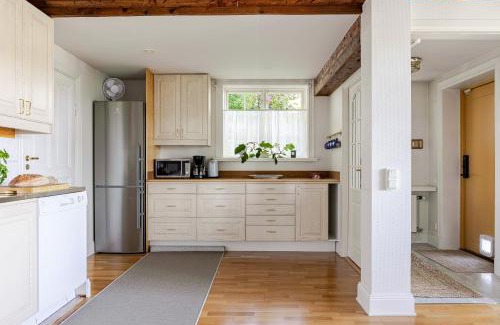 Albano Villa | Lakefront Getaway in Hagaparken Central Stockholm