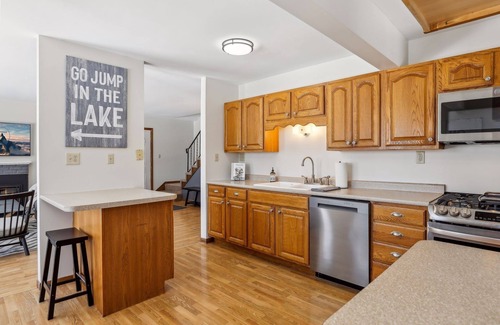 Ramsey County Casa | Lakefront Getaway: Sauna, Hot Tub, Firepit & More! by RedAwning
