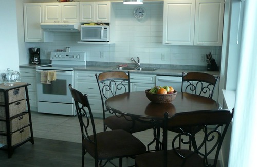 Central Okanagan Casa | Beachlife Sweet Guest House - Dos habitaciones y dos baños