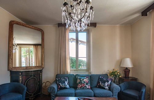 Caslano Casa | Lakefront historic house in Caslano (MERIGGI LAKEFRONT)