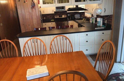 Dewittville Casa | Hermoso Retiro frente al lago en Historic Point Chautauqua