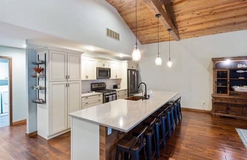 Camdenton Casa | Lakefront Home Private Dock Close to State Park