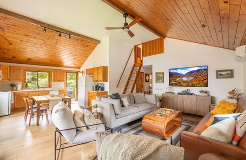 Farmington Casa | Lakefront Home w/ Private Beach & Stunning Views