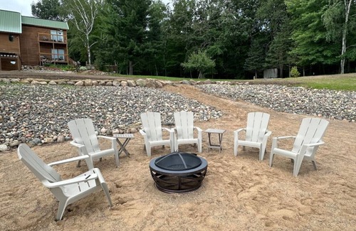 Osceola Casa | Lakefront Home with 6-person Hot Tub
