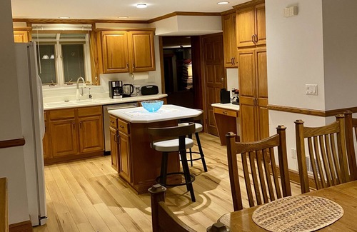 Erie Casa | Lakefront Home with Breathtaking Views