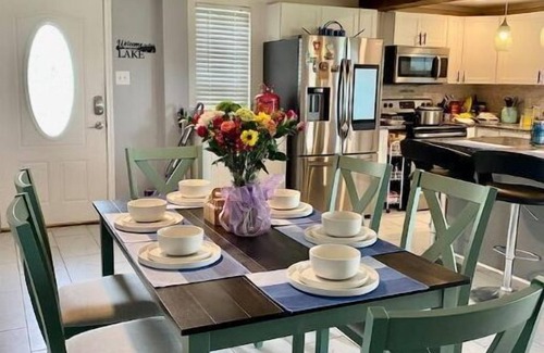 Kemp Casa | Lakefront home with Gorgeous sunset view