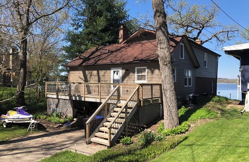 Wonder Lake Casa | Lakefront home Wonder Lake IL - Close to Lake Geneva and Twin Lakes Wi