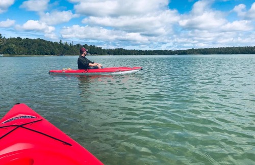 Northern Bruce Peninsula Casa | Lakefront Hope Lodge