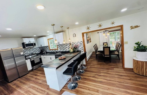 Briar Crest Woods Casa | Lakefront house