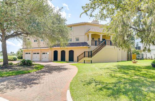 Nassau Bay Casa | Lakefront Houston House - 1 Mi to Space Center!