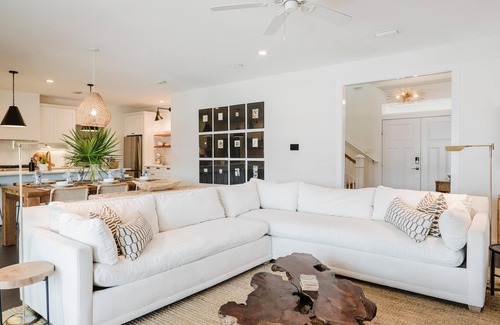 Seagrove Beach Casa | Frente al mar, muelle privado, 5 minutos a pie de playa, 2 tablas de SUP, kayaks y 5 bicicletas
