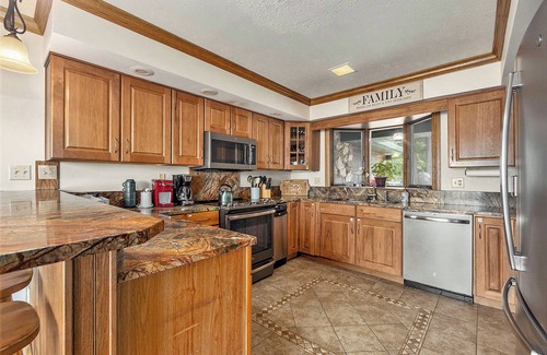 Lake Casa | Lakefront, Indoor Pool+Hot Tub, Sandy Beach+Dock, Gameroom+Firepit+Dog/EV OK