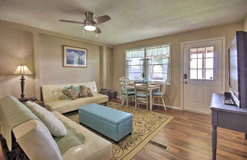 Livingston Casa | Lakefront Livingston Home with Community Amenities!