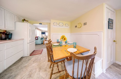 Chautauqua Casa | Lakefront Mayville Cottage w/ Dock & Grill!