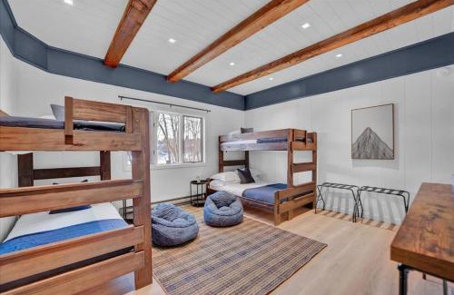 Gouldsboro Casa | Lakefront Movie Theater, Hot Tub, Arcade, Boats