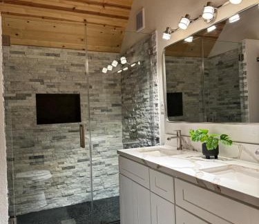 Fawnskin Chalet De Esquí | Lakefront Oasis