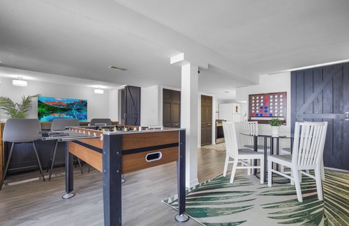 Fox Lake Casa | Lakefront Oasis w/ 2 fire pits, game room & kayaks
