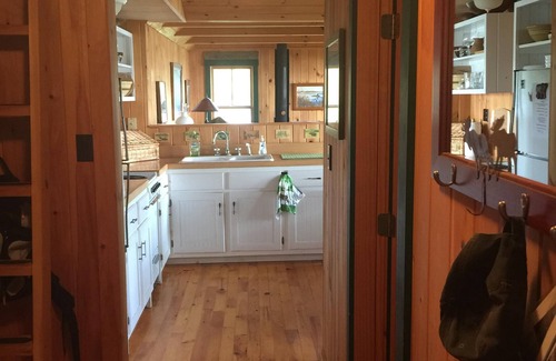 Rangeley Cabina | Lakefront En Smith's Cove En Bonney Point. Familias, cazadores, pescadores bienvenidos.