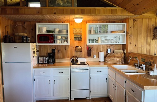 Rangeley Cabina | Lakefront En Smith's Cove En Bonney Point. Familias, cazadores, pescadores bienvenidos.