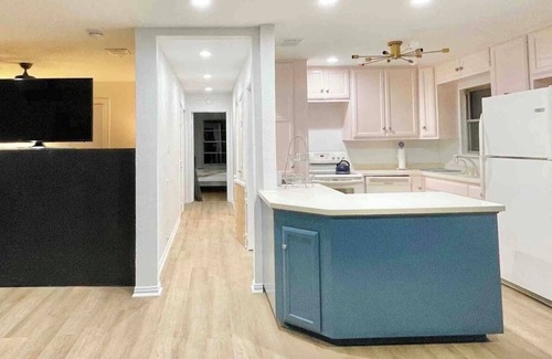 Cedar Park Casa | Lakefront Peaceful home Jonestown