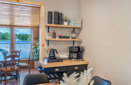 Tobyhanna Casa | Lakefront Paradise Getaway - MEJOR DESPERTAR EN EL LAGO 2
