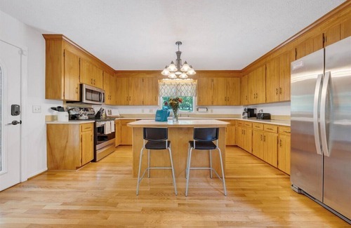 Smith Mountain Lake Casa | LAKE Emerald Shores: Lakefront & Private Dock