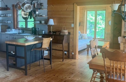 Lac-Tremblant-Nord Cabaña | Lakefront property on Lac Tremblant Nord