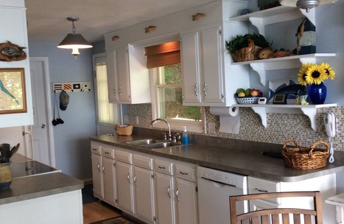 Skaneateles Cabaña | Lake Edge-Spectacular Location-3 habitaciones- Lakefront- 1 Prime Week disponible