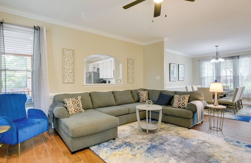 Northeast Raleigh Casa | Lakefront Raleigh Retreat ~ 7 Mi to Downtown!