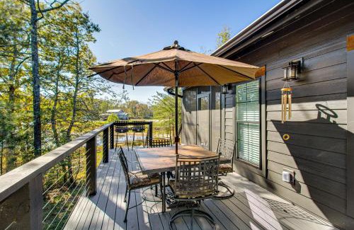 Tracy City Casa | Lakefront Retreat at Waters Edge with Fire Pit!