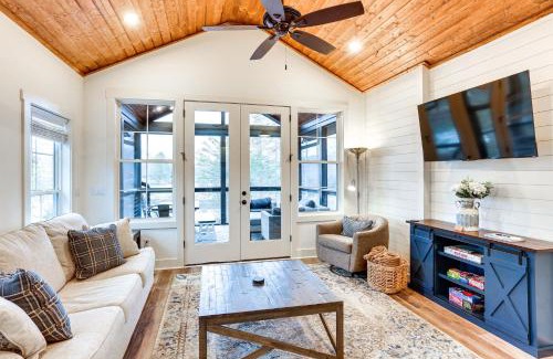 Tracy City Casa | Lakefront Retreat at Waters Edge with Fire Pit!