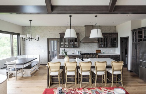 Center City Casa | Lakefront Retreat on South Center Lake