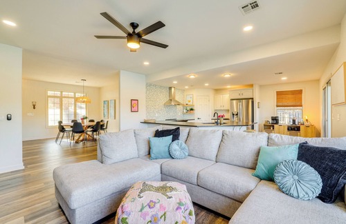 Bella Vista Casa | Lakefront Retreat w/ Game Room in Bella Vista!