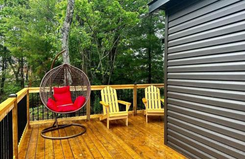 Carling Casa | Lakefront Studio Cottage #8