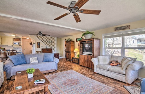 Emerald Beach Casa | Lakefront Table Rock Getaway w/ Private Swim Dock!