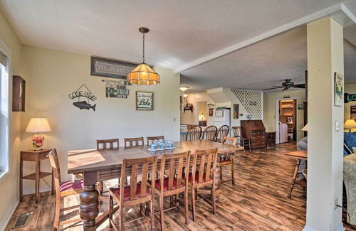 Emerald Beach Casa | Lakefront Table Rock Getaway w/ Private Swim Dock!