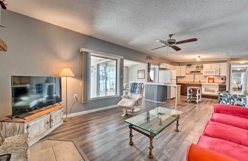 Myrtle Casa | Lakefront Vacation Rental w/ Deck & 2 Docks!