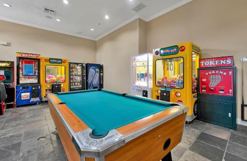 Kissimmee Casa | Lakefront Villa in Terra Verde:Pool & Resort Amenities