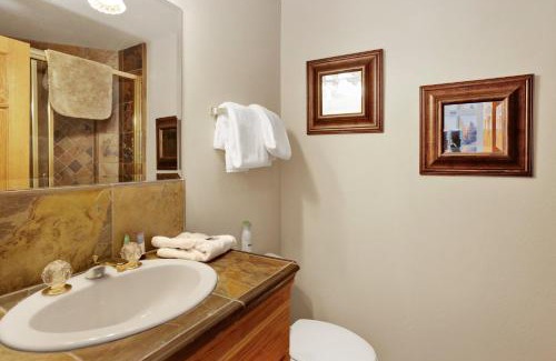 Big Bear Lake Casa | Lakefront village castle #2312