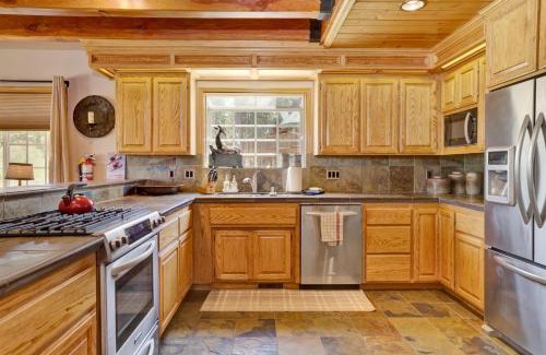 Big Bear Lake Casa | Lakefront village castle #2312